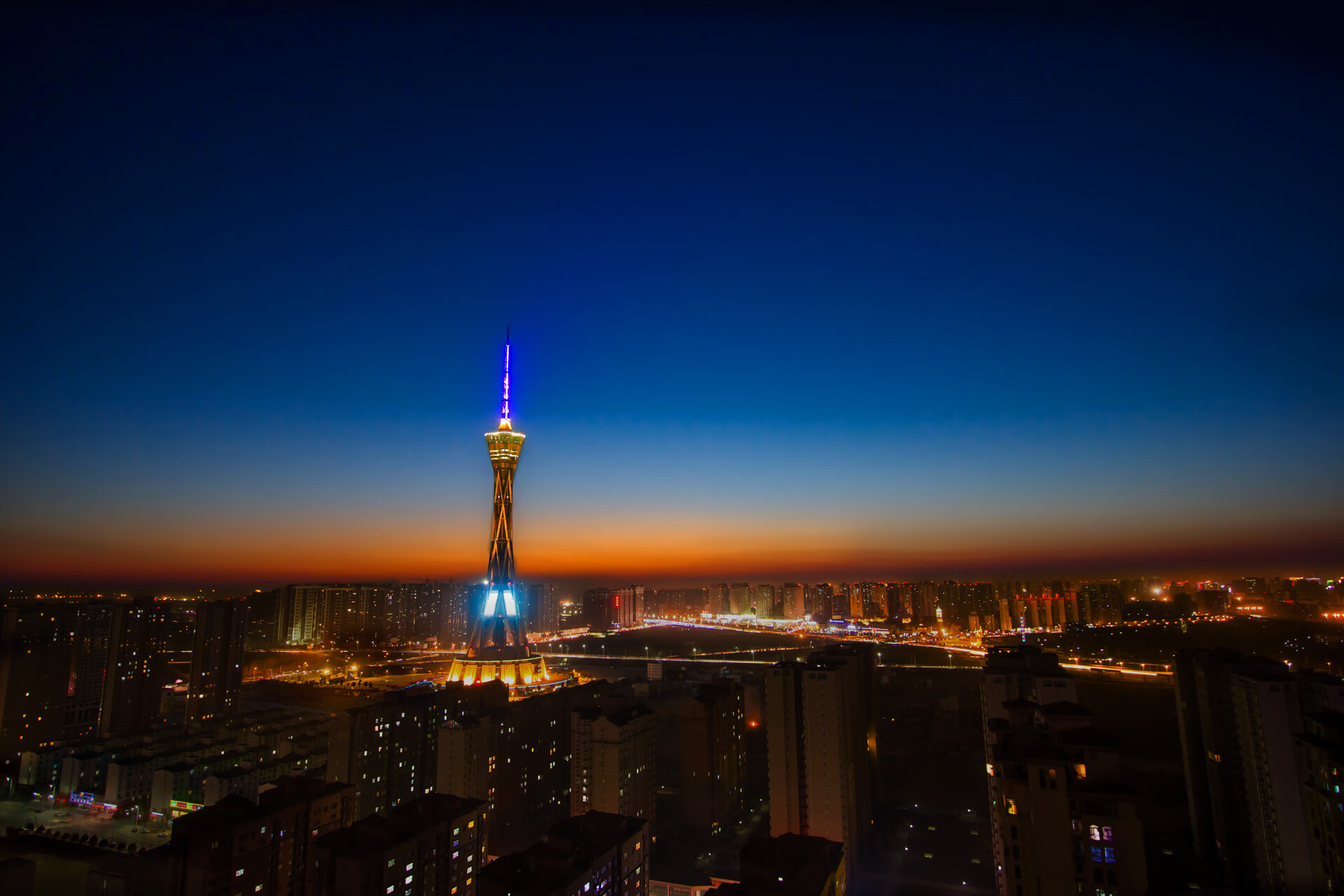 热火全面压制黄蜂，保罗36+12主宰全场，最佳球员无悬念！