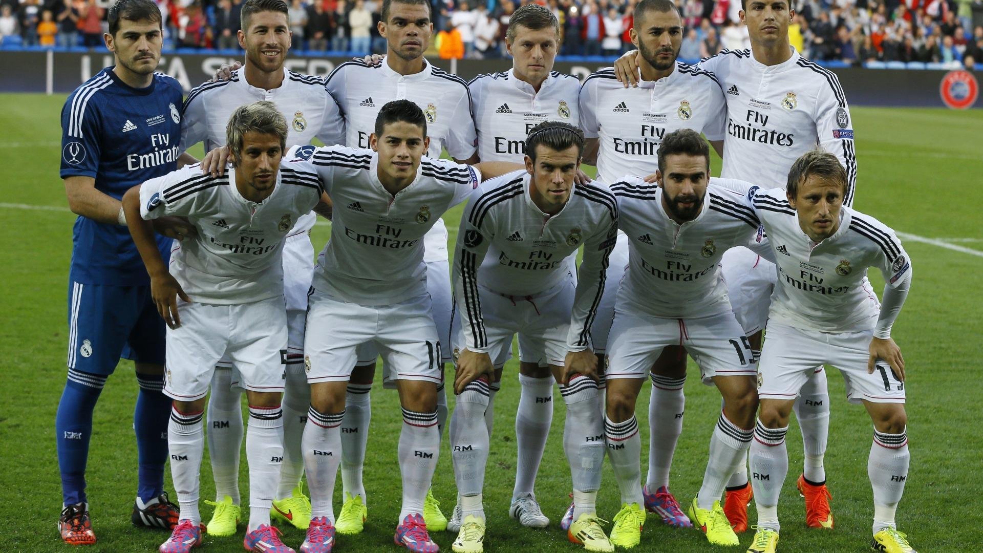 墨西哥3-0踏平冰岛!亚洲铁闸金玟哉攻防转换核心,诠释现代中卫天花板