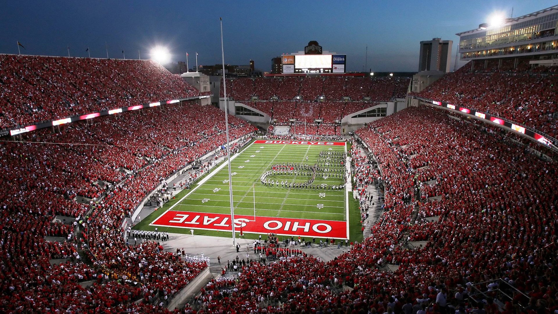 从NBA冷板凳到CBA赛场，冠军后卫霍勒迪在东方浴火重生